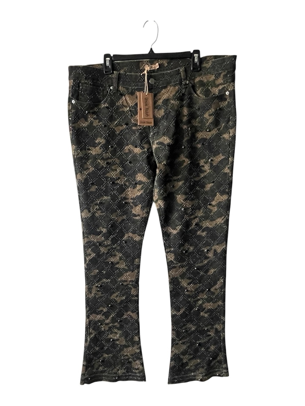 Men's Camouflage Studded Slim Fit Pants